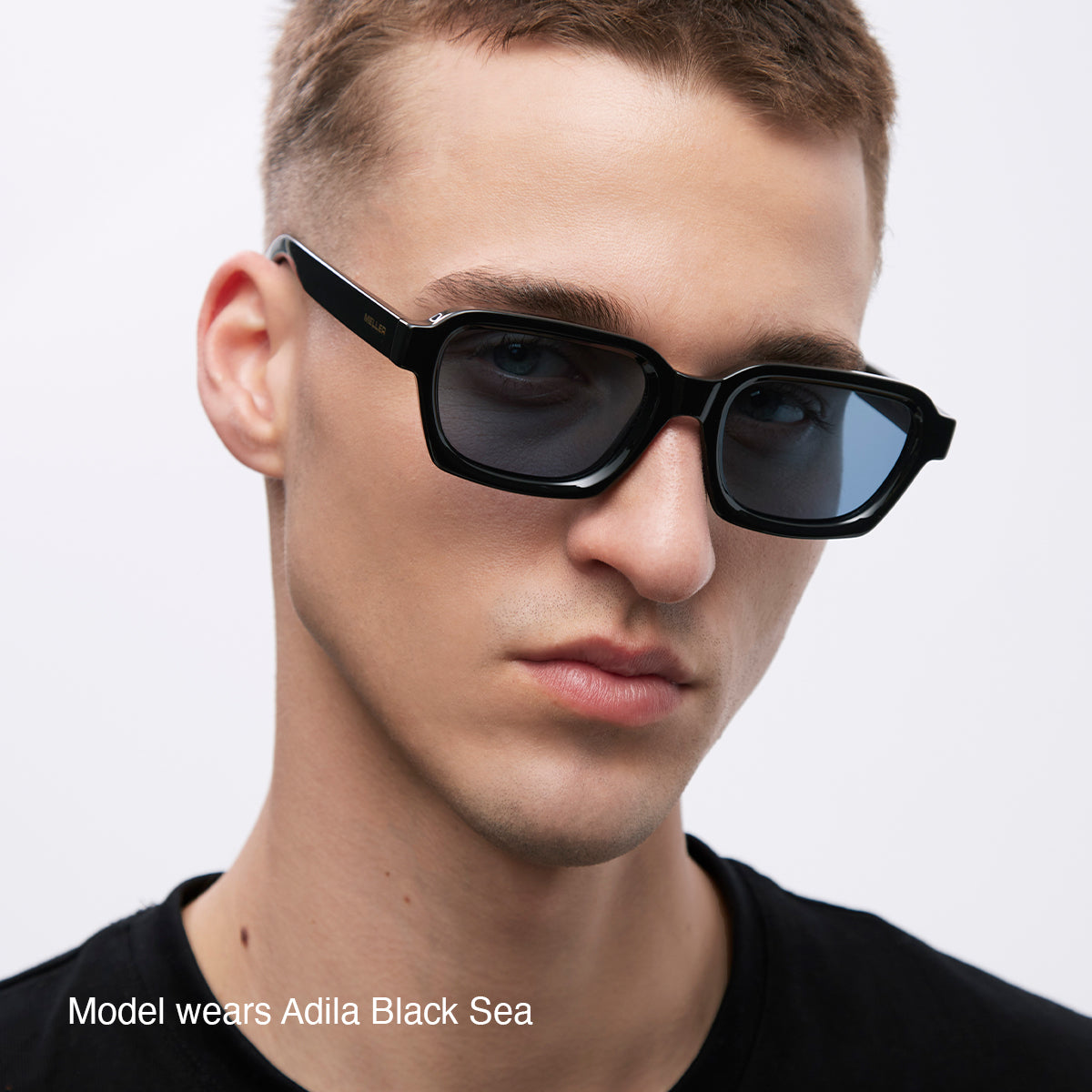 Adila All Black
