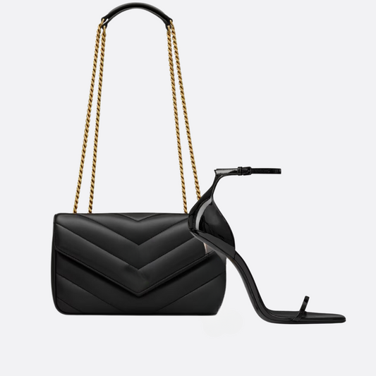 SET HANDTASCHE UND SANDALEN