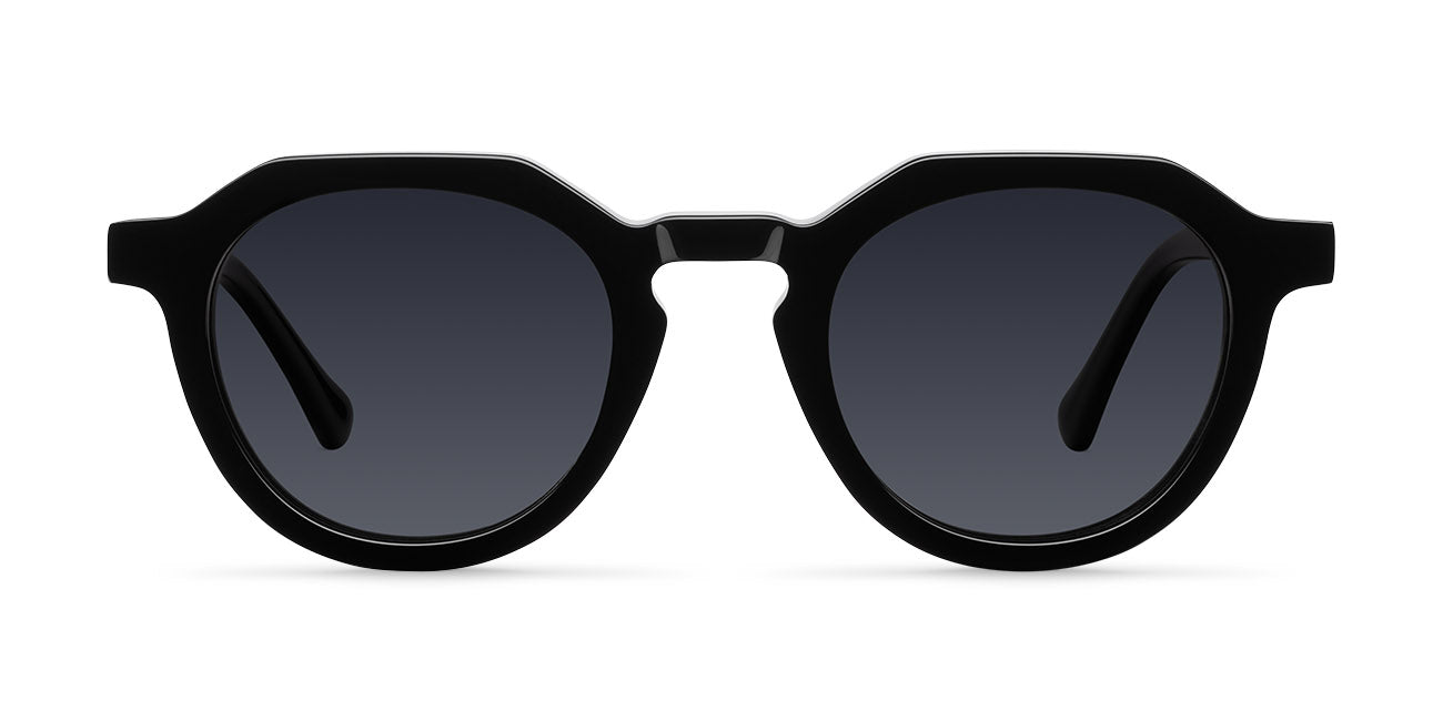 Eye All Black
