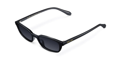 Eru All Black