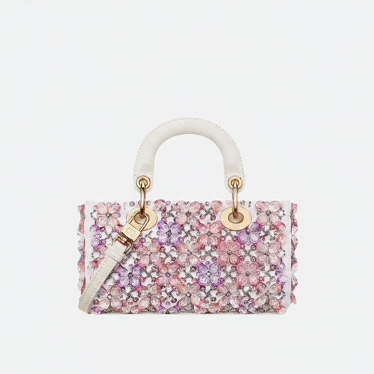 LADY D-JOY MIKRO TASCHE AUS WEISSEM KALBSLEDER MIT ROSA BLUMENSTICKEREI UND STRASSSTEINEN