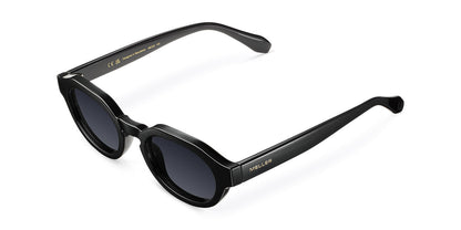 Tuma All Black